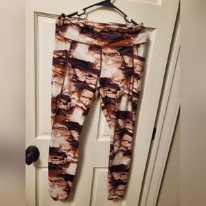 Tie dye leggings. Size L